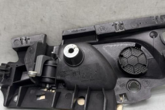 Poignee interieur avant droit OPEL CORSA D