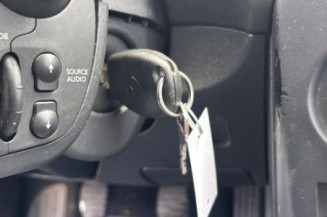 Calandre RENAULT CLIO 3