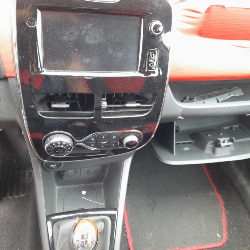 RENAULT CLIO 4 PHASE 1 0.9i - 12V TURBO TCE 90 Photo n°15