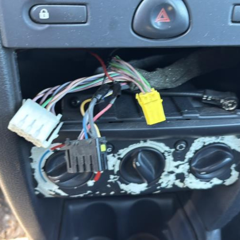 Feu arriere principal droit (feux) RENAULT CLIO 2 Photo n°19