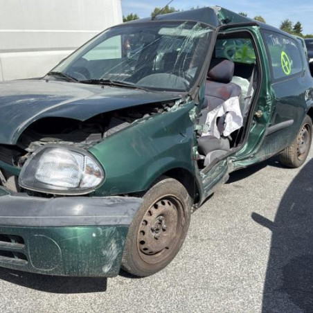Moteur RENAULT CLIO 2 Photo n°1