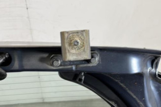 Malle/Hayon arriere RENAULT CLIO 3
