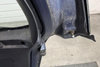 Malle/Hayon arriere RENAULT CLIO 3