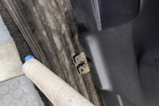 Malle/Hayon arriere RENAULT CLIO 3