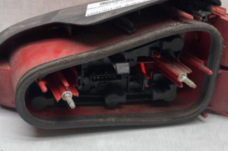 Feu arriere principal gauche (feux) PEUGEOT 106