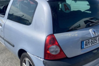 Custode arriere droit RENAULT CLIO 2