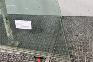 Vitre avant droit TOYOTA YARIS 3