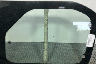 Vitre arriere gauche CITROEN BERLINGO 2 Photo n°1