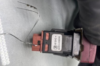 Bouton de warning CITROEN BERLINGO 2