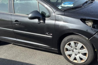 Porte avant gauche PEUGEOT 207