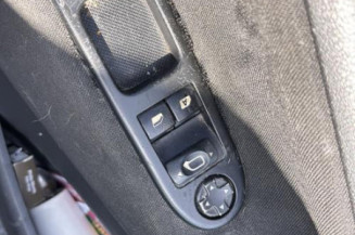 Porte avant gauche PEUGEOT 207