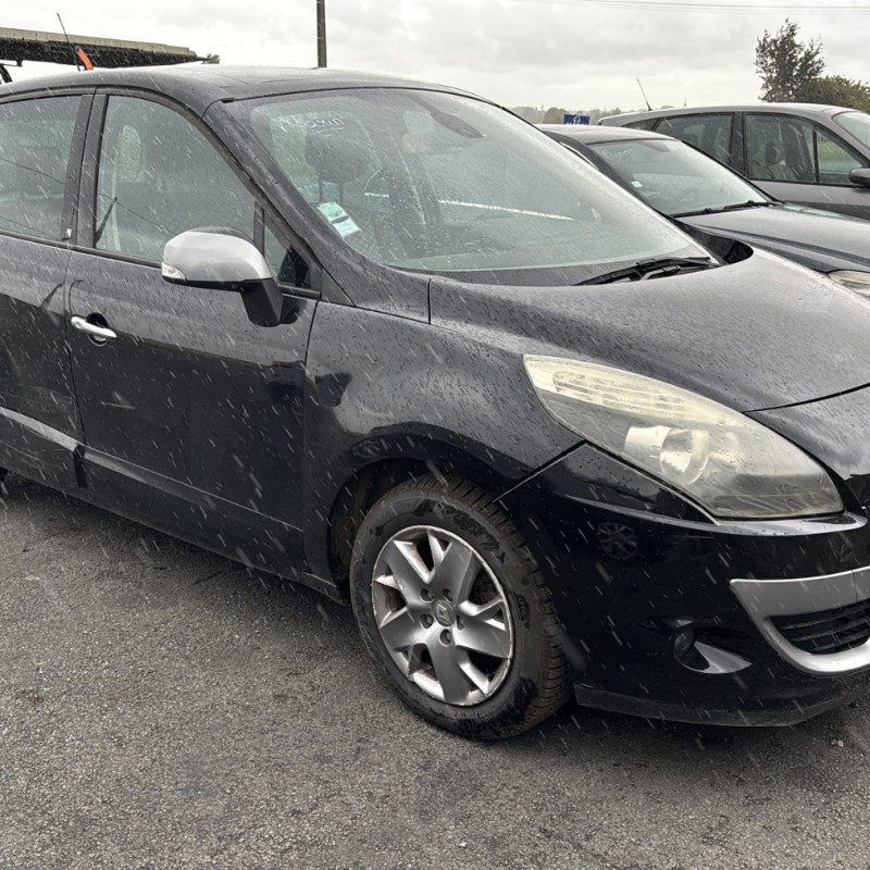 RENAULT SCENIC 3 PHASE 2 1.6 DCI - 16V TURBO Photo n°3