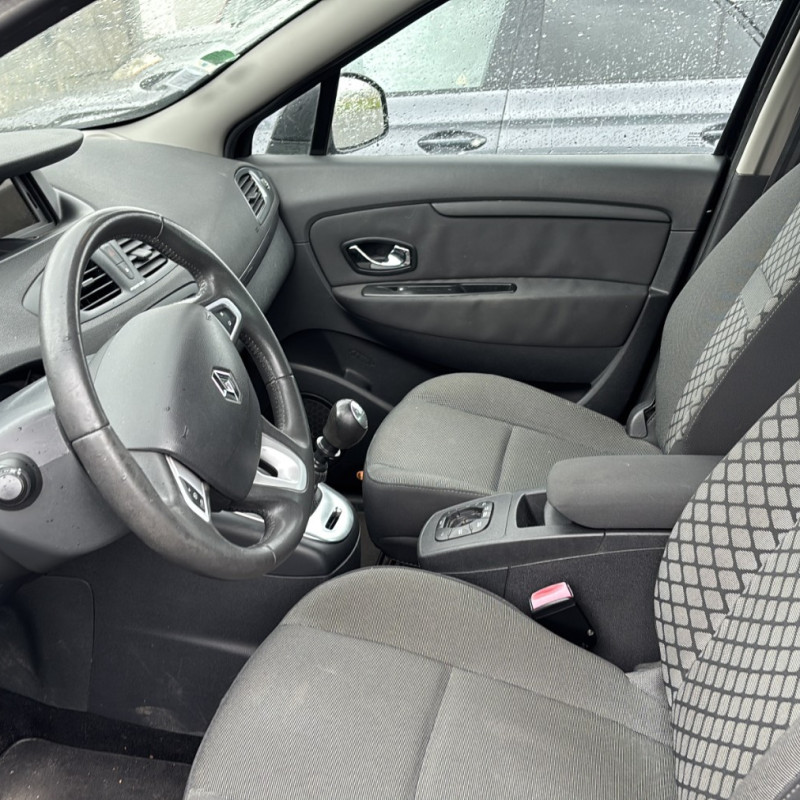 RENAULT SCENIC 3 PHASE 2 1.6 DCI - 16V TURBO Photo n°6
