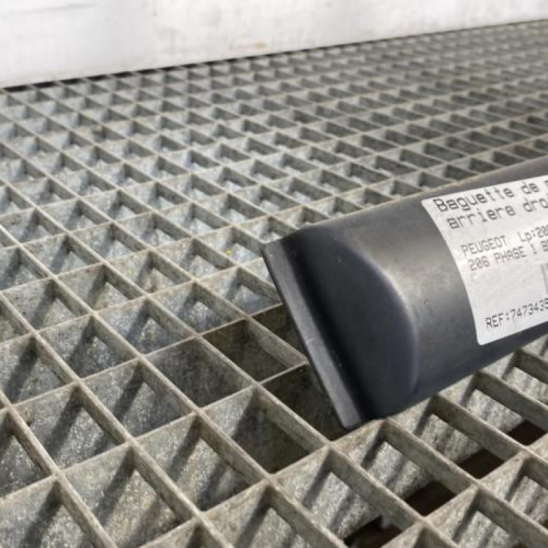Baguette de porte arriere droite PEUGEOT 206 Photo n°3