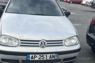 Calandre VOLKSWAGEN GOLF 4