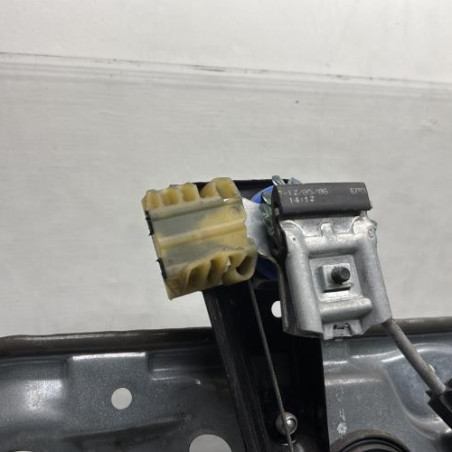 Leve vitre electrique avant droit VOLKSWAGEN POLO 4