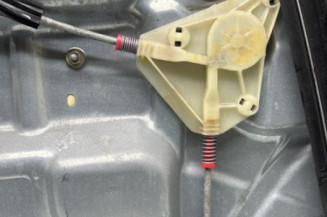 Leve vitre electrique avant droit VOLKSWAGEN POLO 4