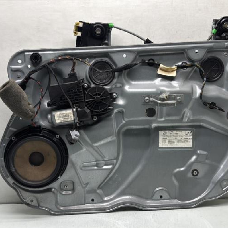 Leve vitre electrique avant droit VOLKSWAGEN POLO 4 Photo n°7