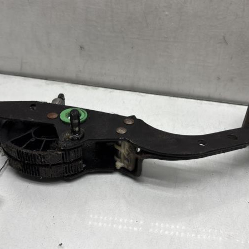 Pedale d'embrayage RENAULT CLIO 2 Photo n°2