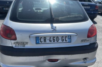 Pare choc avant PEUGEOT 206