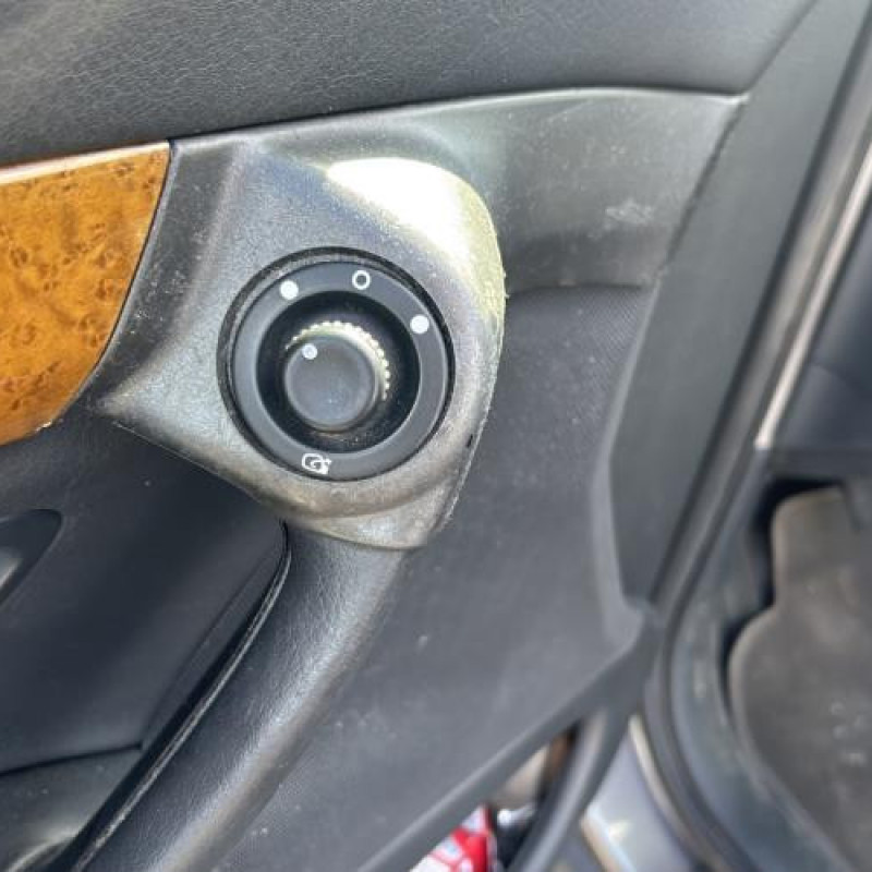 Commande regulateur vitesse RENAULT VEL SATIS Photo n°14