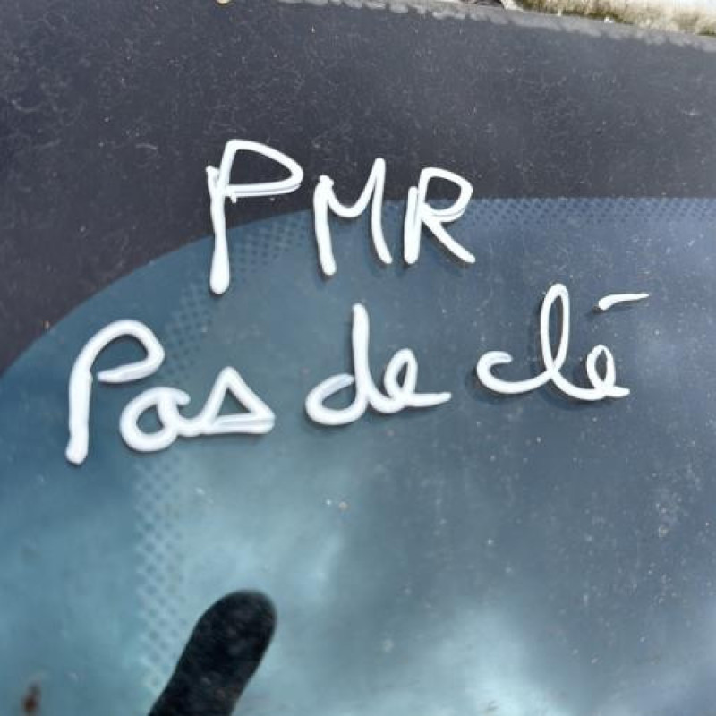 Vitre avant droit PEUGEOT PARTNER 2 Photo n°15
