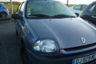 Calandre RENAULT CLIO 2