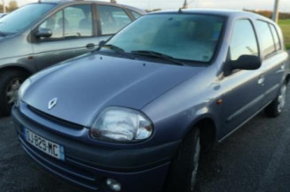 Calandre RENAULT CLIO 2