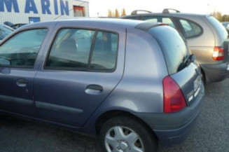 Calandre RENAULT CLIO 2