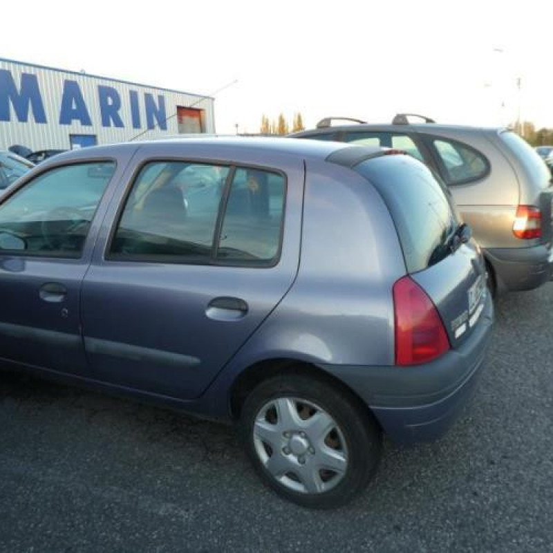Calandre RENAULT CLIO 2 Photo n°5