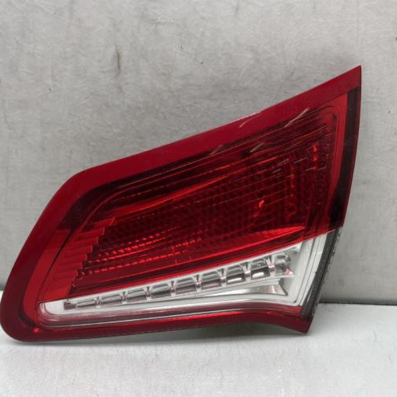 Feu arriere secondaire droit (feux) CITROEN C4 2 Photo n°1