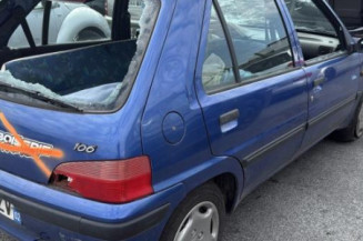 Vitre arriere gauche PEUGEOT 106