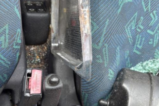 Vitre arriere gauche PEUGEOT 106