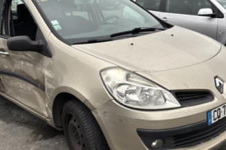 Malle/Hayon arriere RENAULT CLIO 3