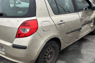 Malle/Hayon arriere RENAULT CLIO 3