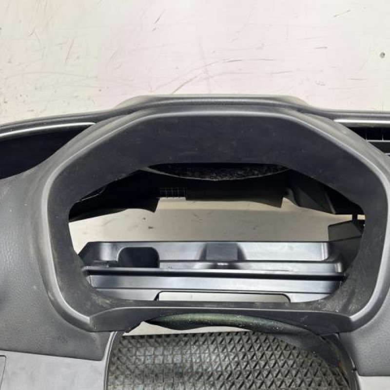 Planche de bord complete TOYOTA YARIS 3 Photo n°4