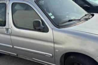 Aile avant droit CITROEN BERLINGO 1