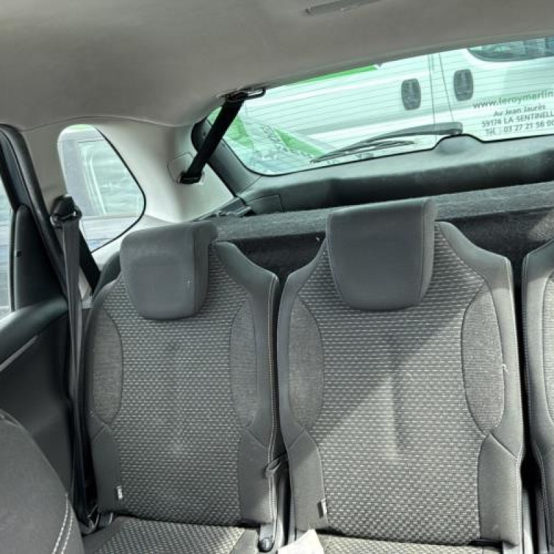 Aile avant droit CITROEN C4 PICASSO 1 Photo n°17
