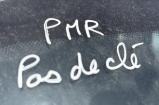 Poignee interieur porte laterale droite PEUGEOT PARTNER 1