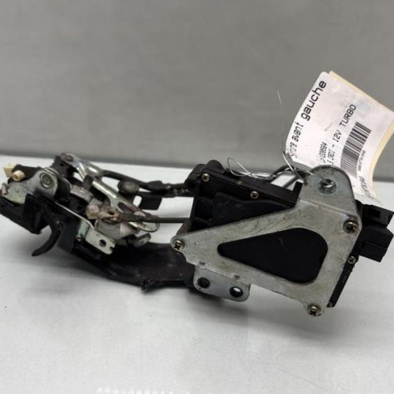 Serrure avant gauche HYUNDAI ACCENT 2 Photo n°3