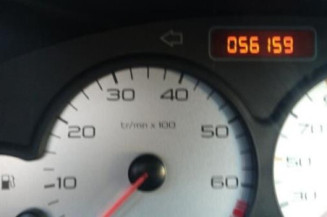 Baguette de coffre PEUGEOT 206