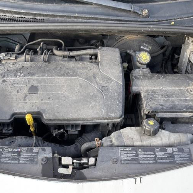 Moteur RENAULT CLIO 3 Photo n°19