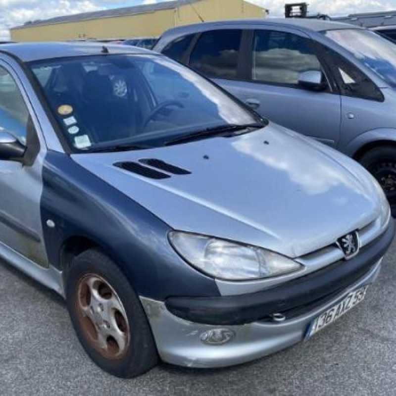 Moteur PEUGEOT 206 Photo n°20
