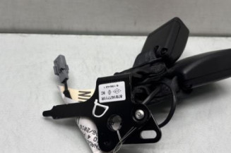 Attache ceinture arriere droit RENAULT CLIO 4