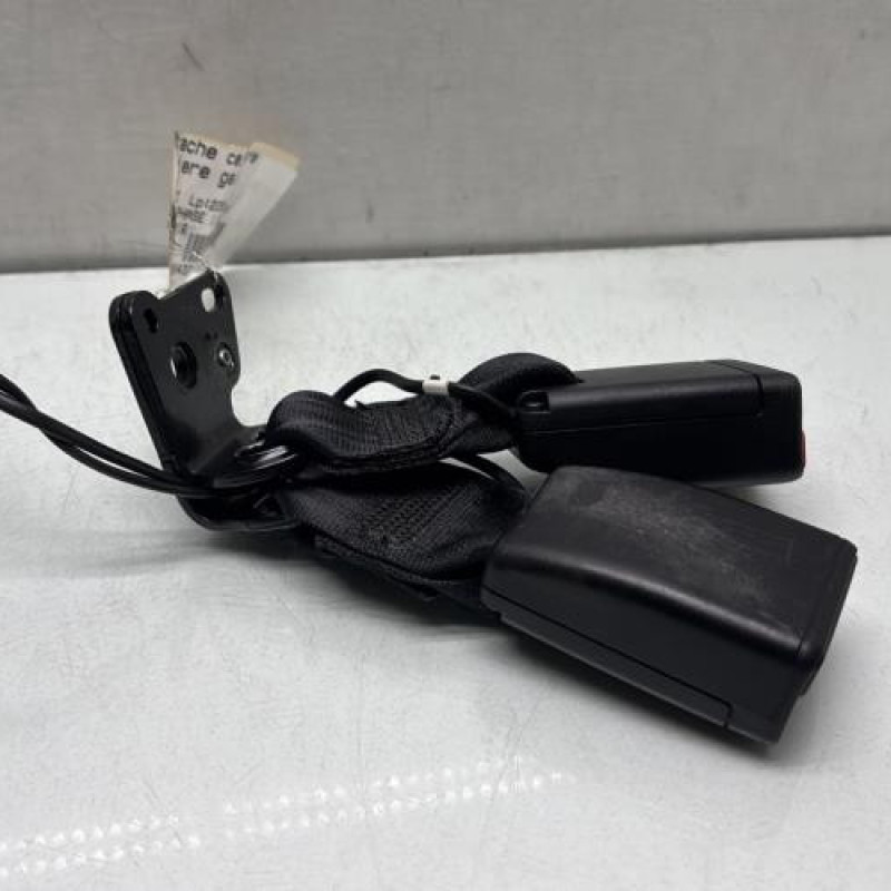 Attache ceinture arriere gauche RENAULT CLIO 4 Photo n°3