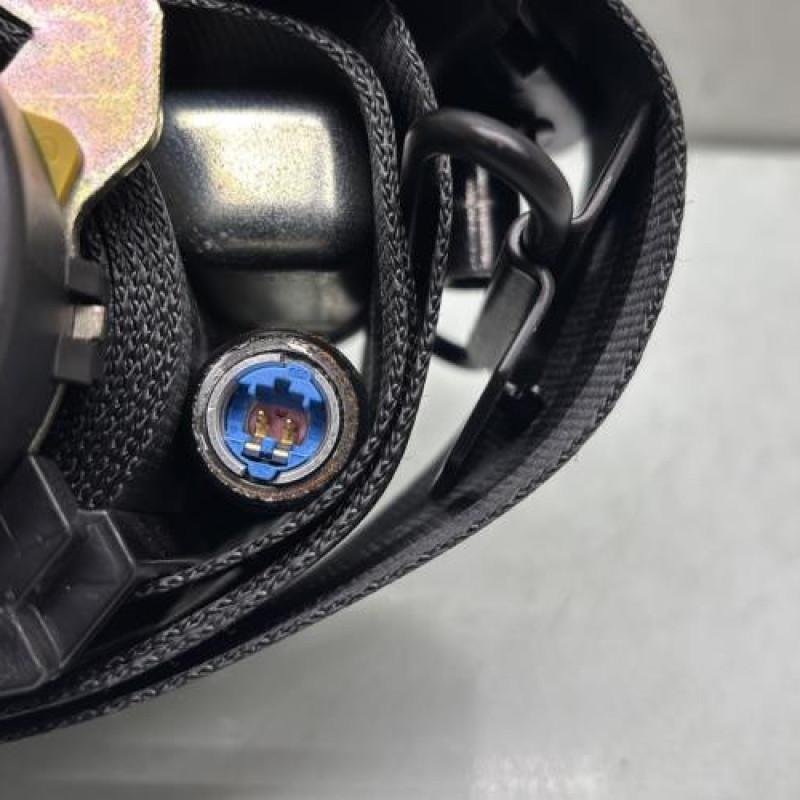 Pretensionneur de ceinture avant droit RENAULT CLIO 4 Photo n°3