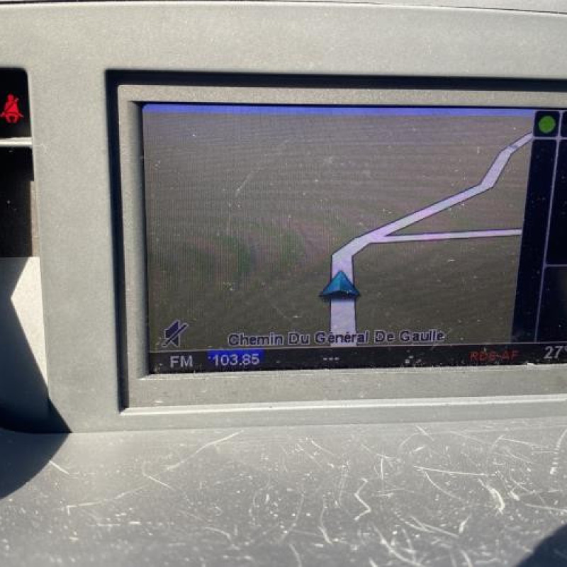 Attache ceinture arriere droit RENAULT FLUENCE Photo n°17