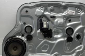 Leve vitre electrique avant droit KIA CEE-D 1 Photo n°1