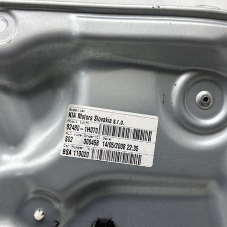 Leve vitre electrique avant droit KIA CEE-D 1