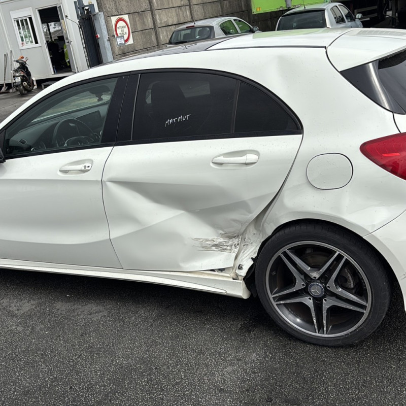 MERCEDES CLASSE A 176 PHASE 1 200 1.8 CDI - 16V TURBO Photo n°16